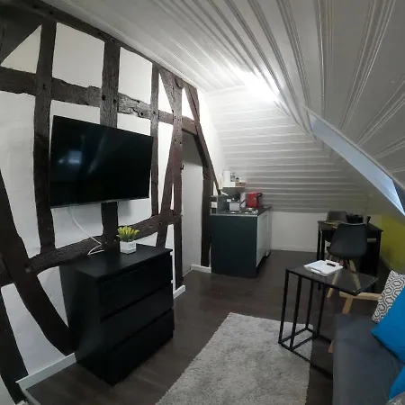 아파트 Stilvolle Altbauwohnung, Schlaf & Gut *