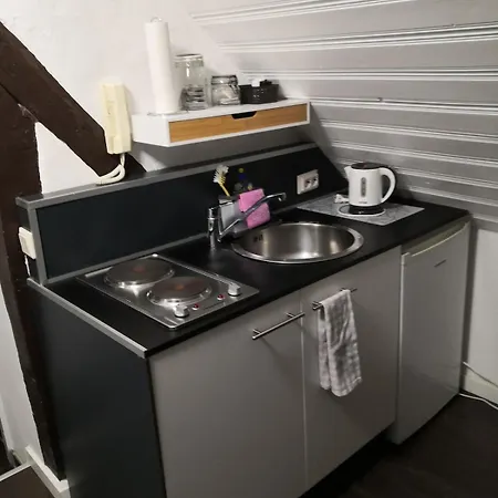 Stilvolle Altbauwohnung, Schlaf & Gut Apartamento