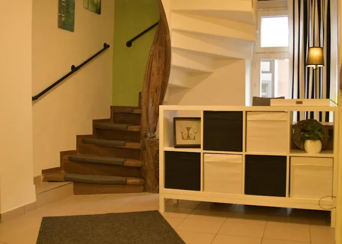 아파트 Stilvolle Altbauwohnung, Schlaf & Gut *